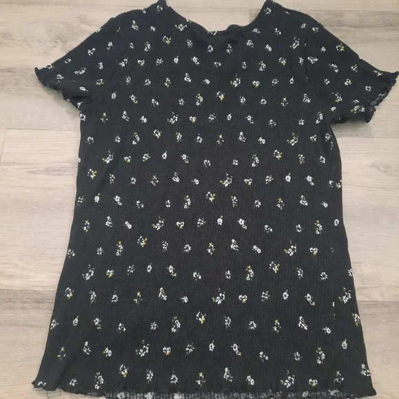 ⭐️Floral Ribbed Top - Picture 5 of 7